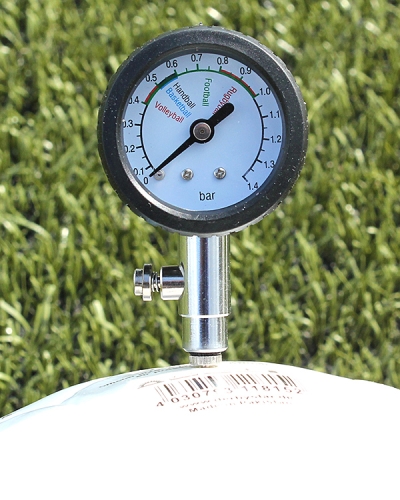 Preview: Air pressure gauge for all balls with valves