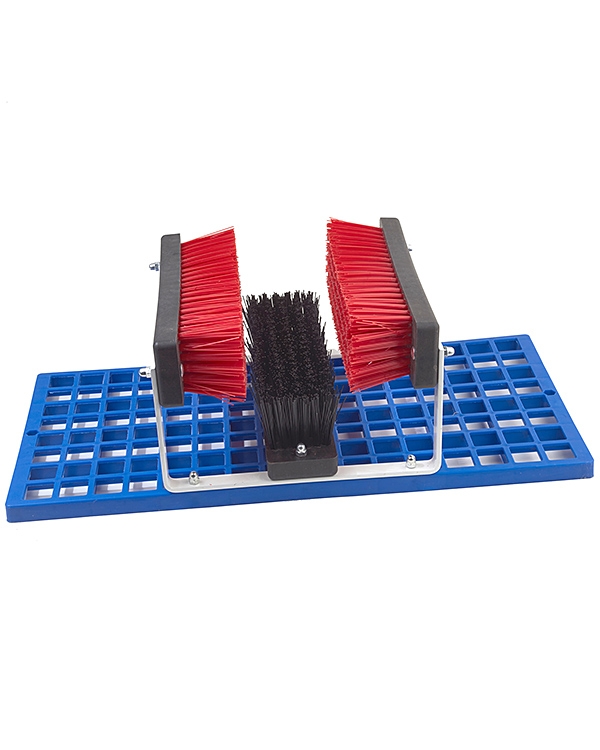 Shoe polisher for all sports